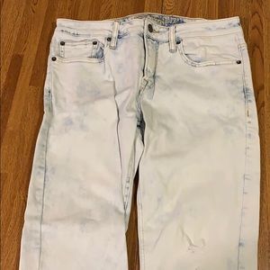 American eagle white washed jeans
